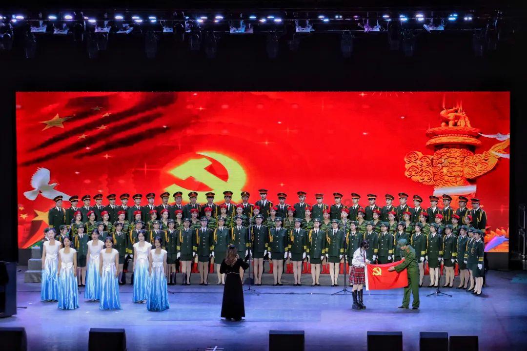 口鼻大出血险夺性命，多学科协作传递生命“接力棒” | 大德路总院神经外科